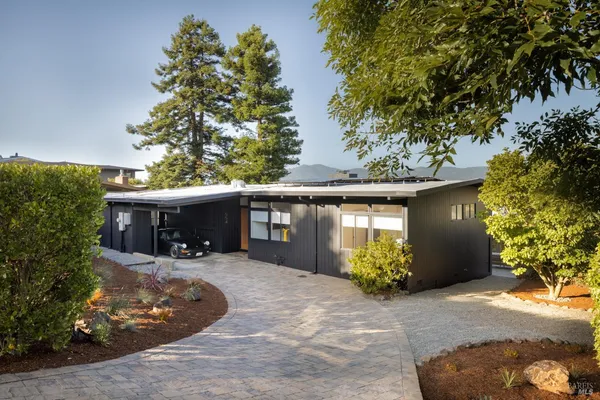 $1,795,000 | 554 Virginia Drive, Tiburon, CA 94920