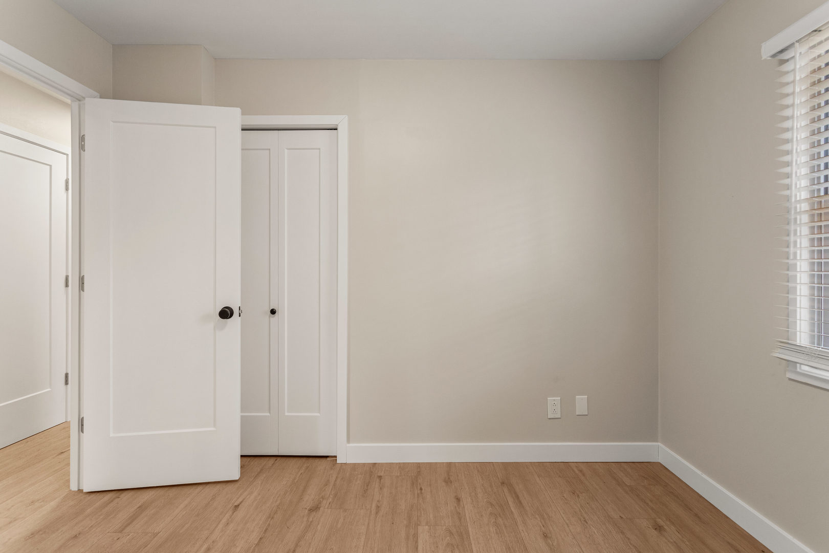 1710 Crescent Drive Champaign, IL 61821 - Photo 18 of 28