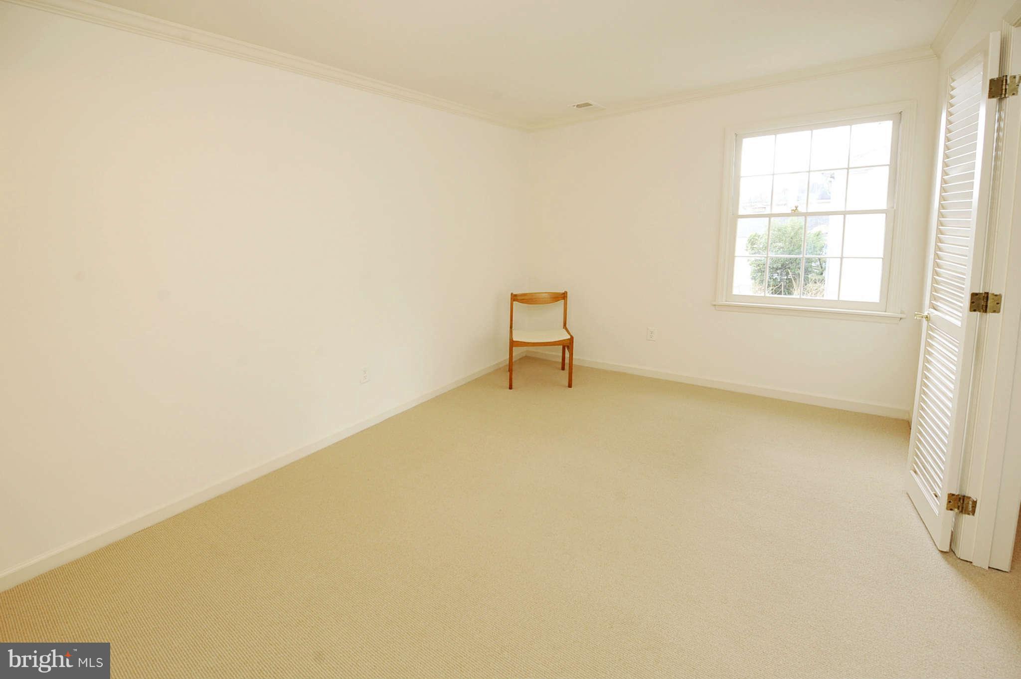 6720 Kenhill Road Bethesda, MD 20817 - Photo 14 of 29 Bedroom (Master)