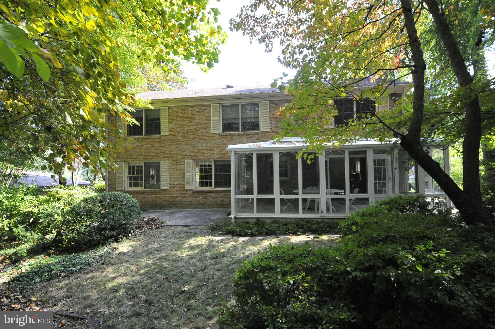 6720 Kenhill Road Bethesda, MD 20817 - Photo 22 of 29 Exterior (Rear)
