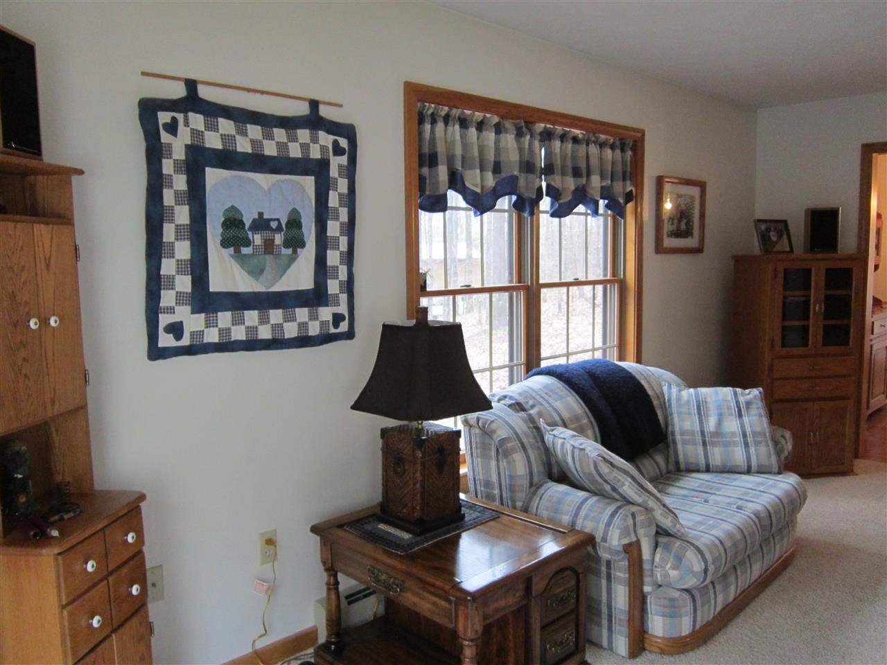 9150 East Grandview Road Traverse City, MI 49684 - Photo 10 of 47 1791443-9.JPG