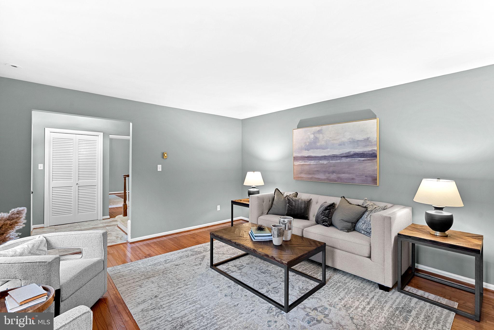 10207 Oxfordshire Road Great Falls, VA 22066 - Photo 7 of 70