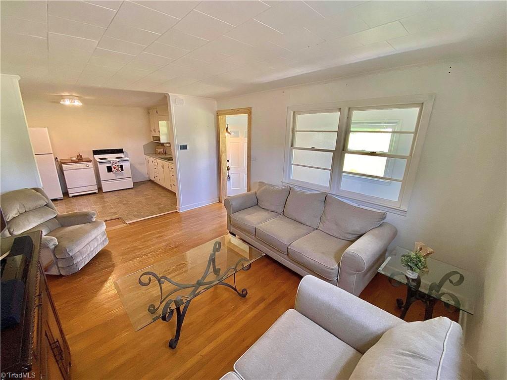 724 Stokesburg Road Walnut Cove, NC 27052 - Photo 5 of 21 Gallery Image 5