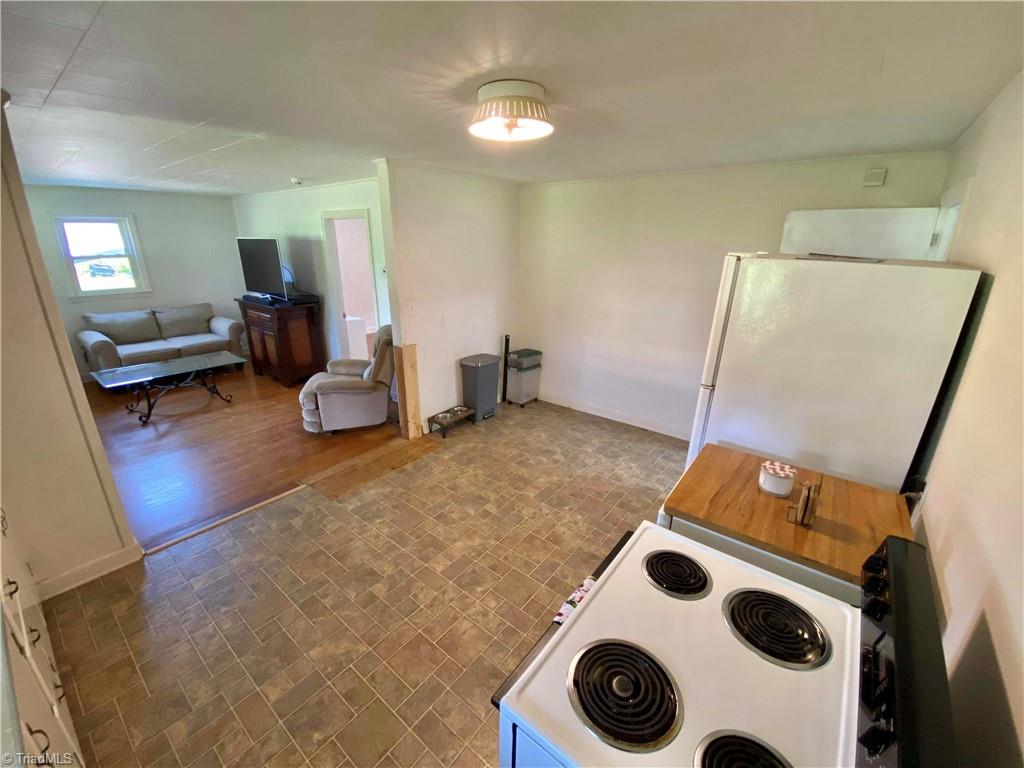 724 Stokesburg Road Walnut Cove, NC 27052 - Photo 7 of 21 Gallery Image 7