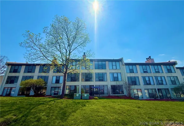 $199,000 | 85 La Jolla Drive, Unit 1C/346, Lake Ozark, MO 65049
