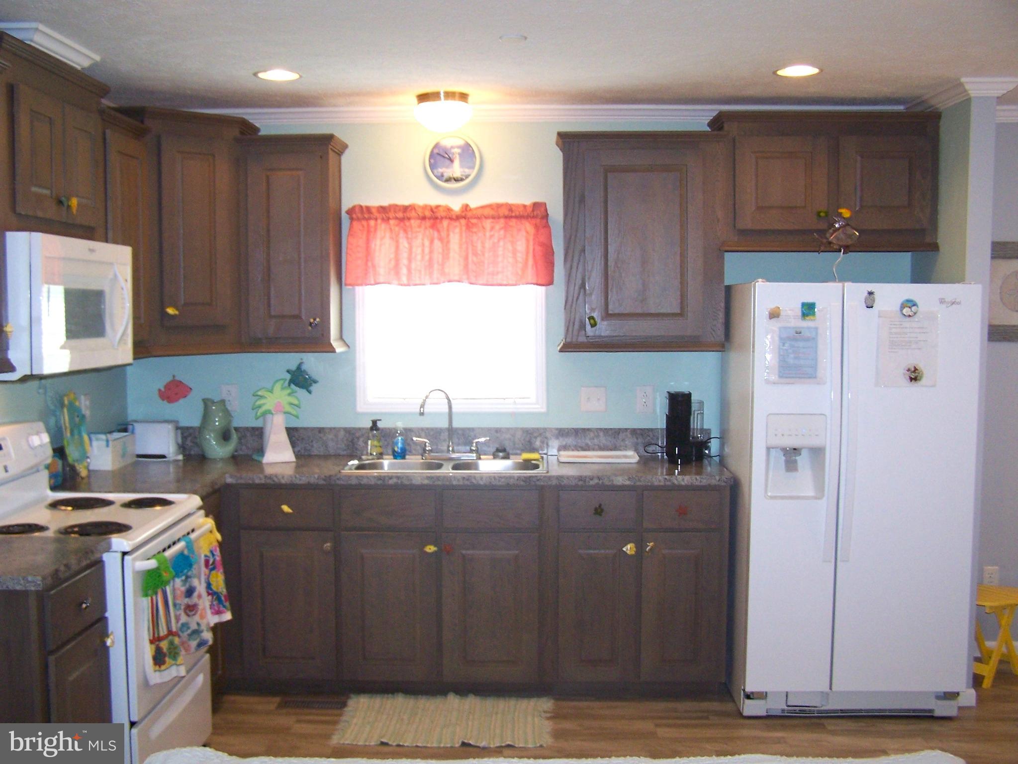 138 Clamshell Road Ocean City, MD 21842 - Photo 14 of 53 Kitchen Area