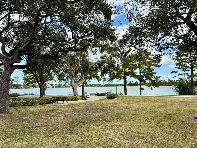$400,000 | 1426 Antigua Lane, Nassau Bay, TX 77058