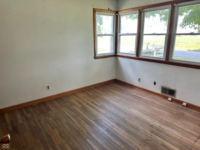 $109,900 | 243 South 5th Street, Gosport, IN 47433