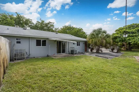 $769,000 | 2227 Northeast 3rd Avenue, Unit 1 & 2, Delray Beach, FL 33444