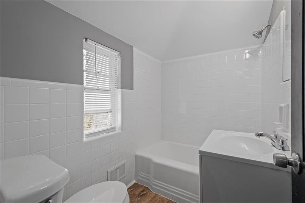 169 Crescent Hills Road Pittsburgh, PA 15235 - Photo 12 of 20 Gallery Image 12