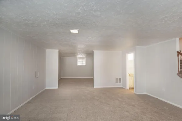 $2,450 | 8385 Woodline Court, Manassas, VA 20110