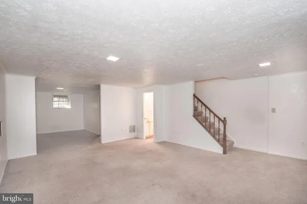 $2,450 | 8385 Woodline Court, Manassas, VA 20110