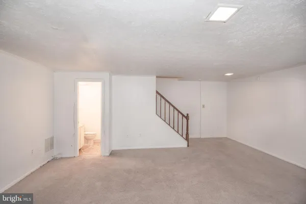 $2,450 | 8385 Woodline Court, Manassas, VA 20110