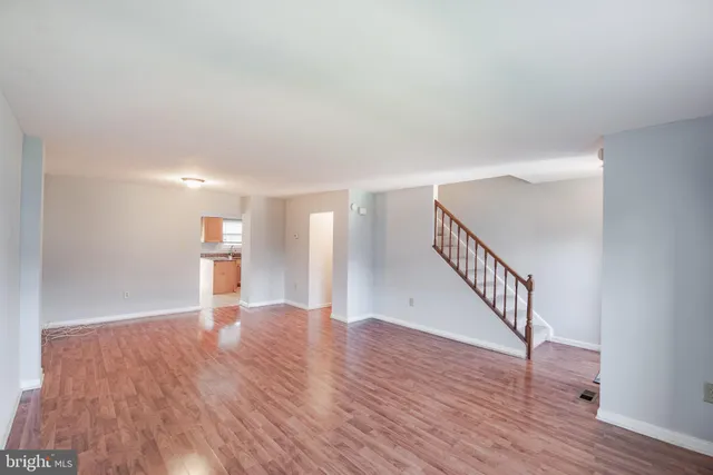 $2,450 | 8385 Woodline Court, Manassas, VA 20110