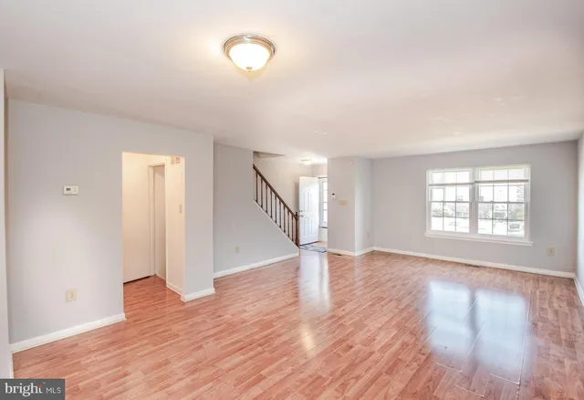 $2,450 | 8385 Woodline Court, Manassas, VA 20110