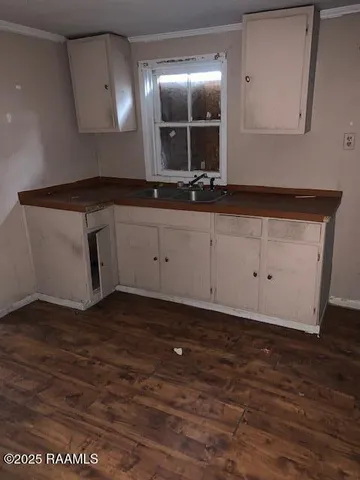 $20,000 | 220 South Mallet Street, Eunice, LA 70535