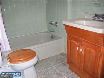 6457 Old York Road Philadelphia, PA 19126 - Photo 8 of 12
