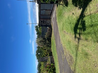 27-641 Ka'ie'ie Road Papaikou, HI 96781 - Photo 8 of 28 a view of a backyard