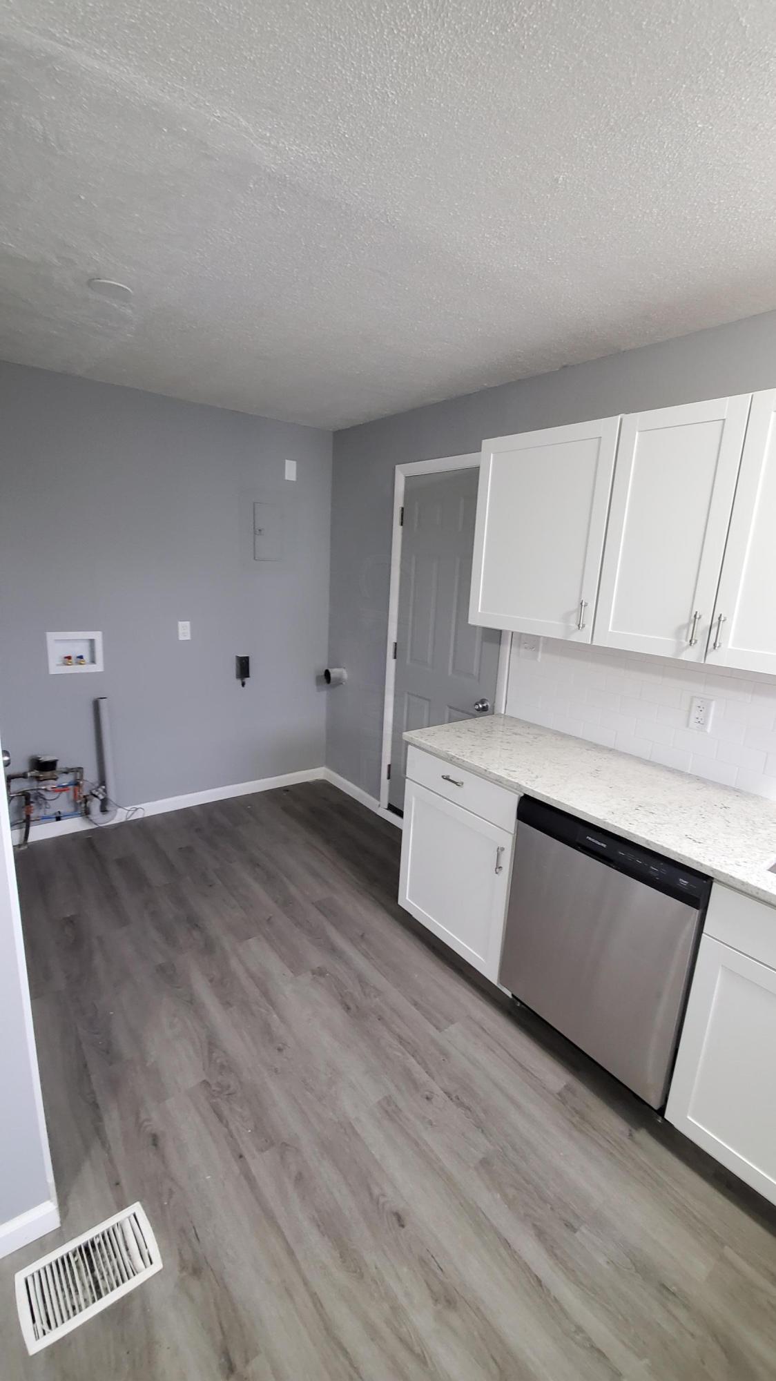 886-888 Derrer Road Columbus, OH 43204 - Photo 6 of 27 Gallery Image 6