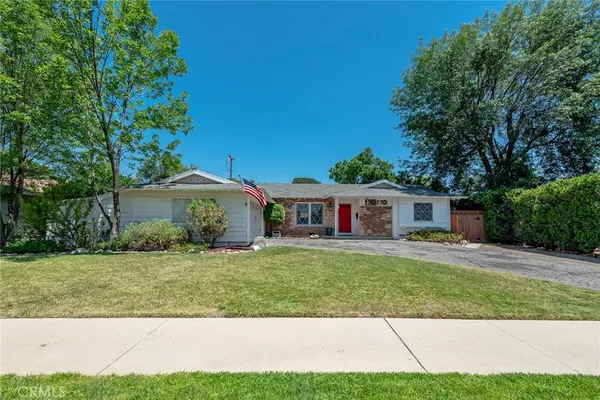$949,900 | 20727 Germain Street, Chatsworth, CA 91311