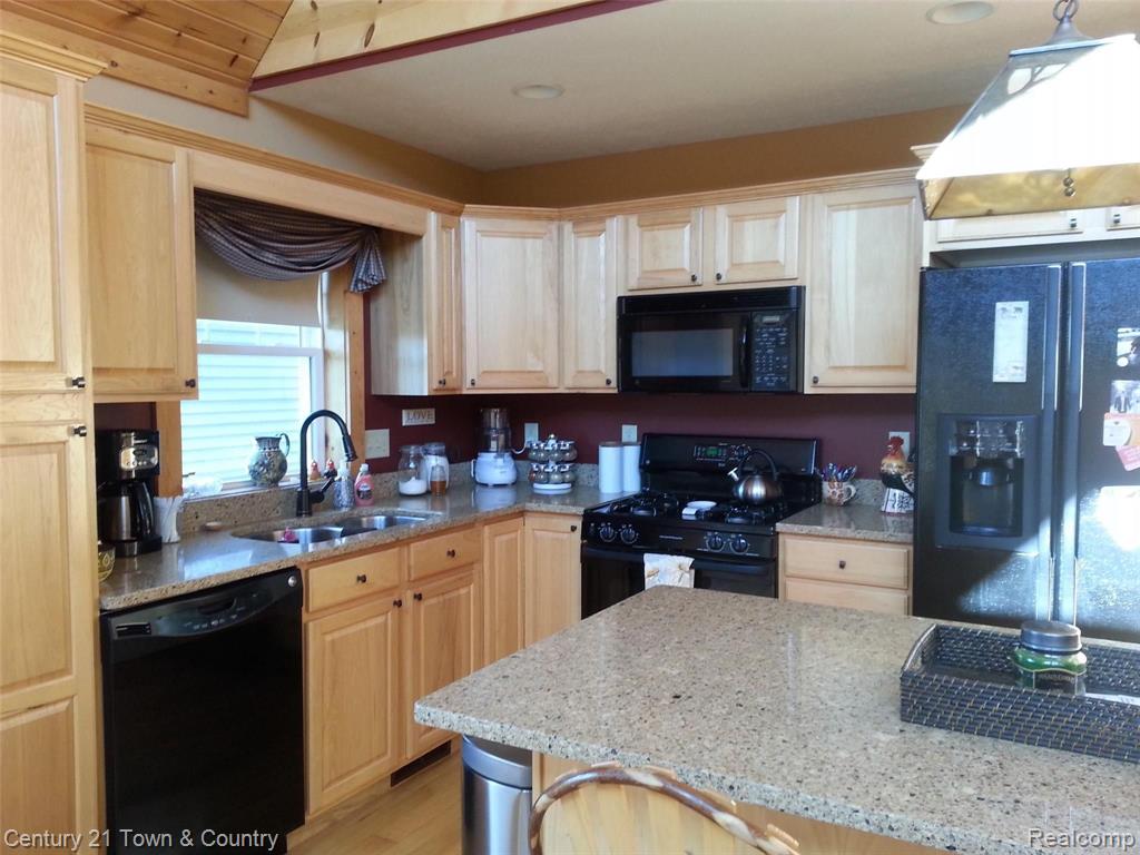 9720 South Luce Road Perrinton, MI 48871 - Photo 14 of 36