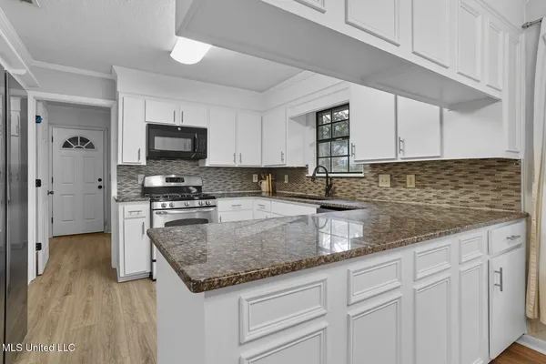 $275,000 | 100 Foxgate Place, Jackson, MS 39211