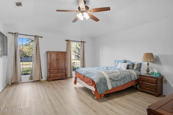 $275,000 | 100 Foxgate Place, Jackson, MS 39211