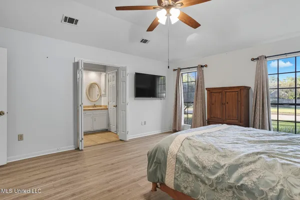 $275,000 | 100 Foxgate Place, Jackson, MS 39211
