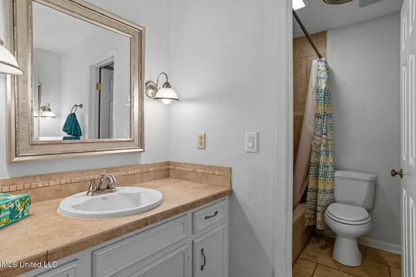 $275,000 | 100 Foxgate Place, Jackson, MS 39211