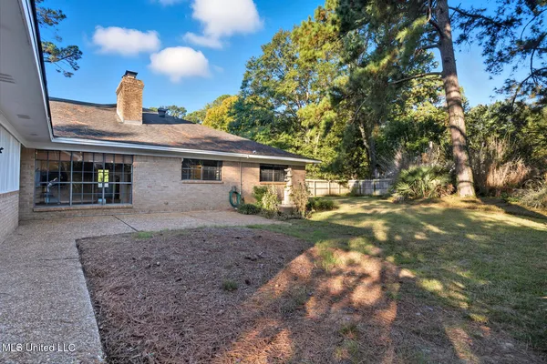 $275,000 | 100 Foxgate Place, Jackson, MS 39211