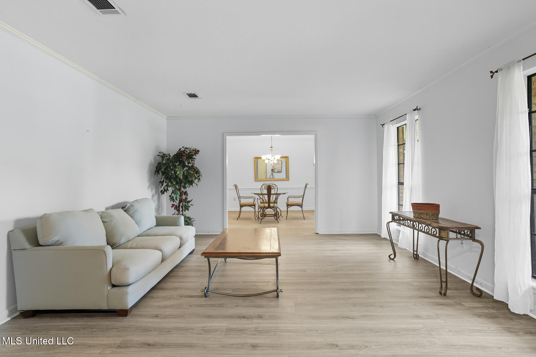 100 Foxgate Place Jackson, MS 39211 - Photo 6 of 32 100 Fox Gate-5