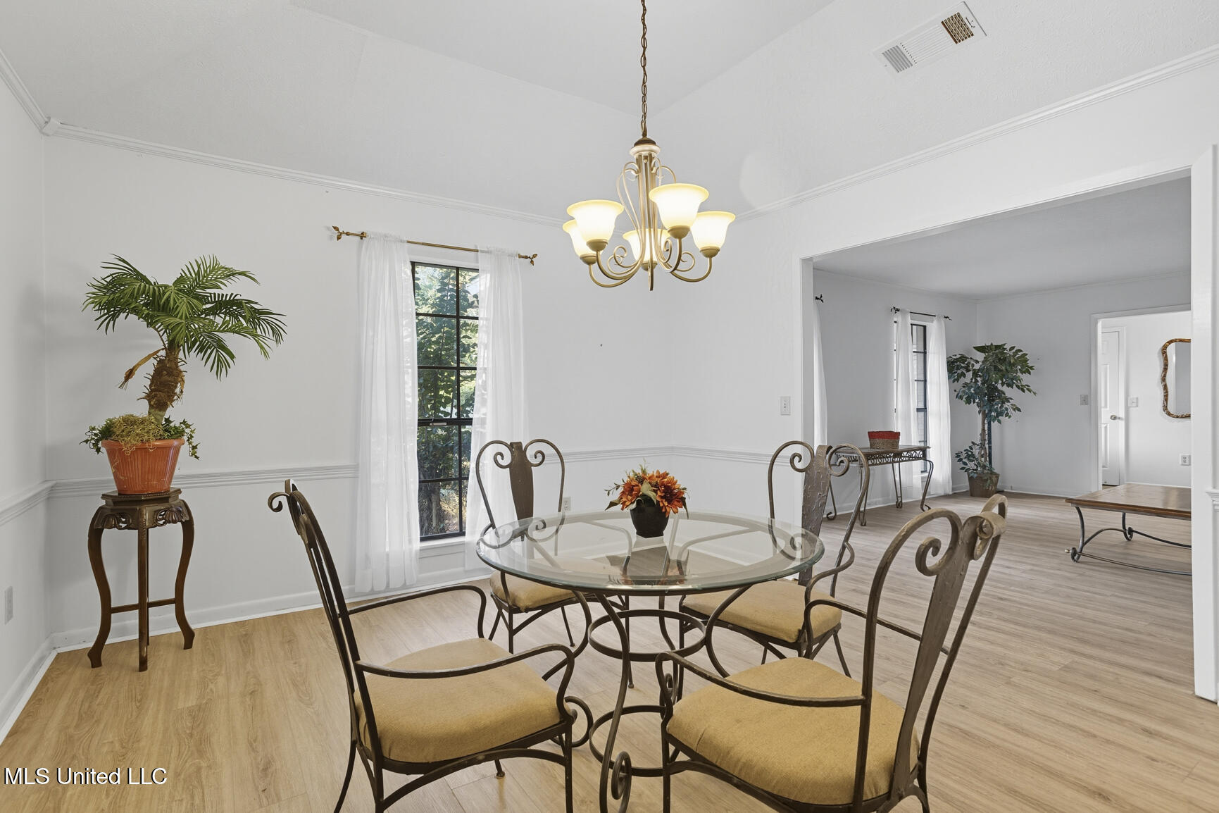 100 Foxgate Place Jackson, MS 39211 - Photo 7 of 32 100 Fox Gate-6