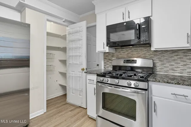 $300,000 | 100 Foxgate Place, Jackson, MS 39211