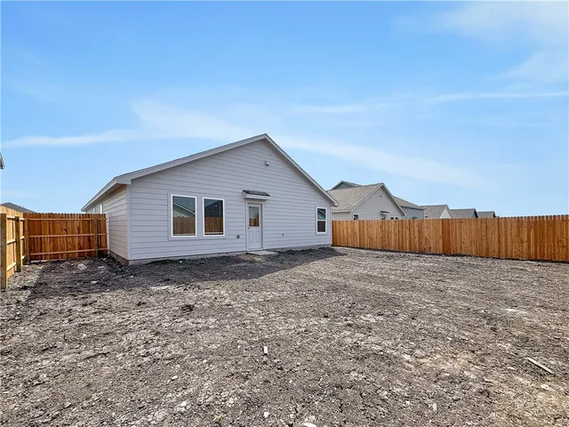 $2,100 | 2749 Martell Street, Corpus Christi, TX 78415