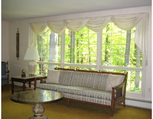 18 Hawthorne Road Sturbridge, MA 01566 - Photo 5 of 15 Gallery Image 5