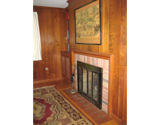 18 Hawthorne Road Sturbridge, MA 01566 - Photo 8 of 15 Gallery Image 8