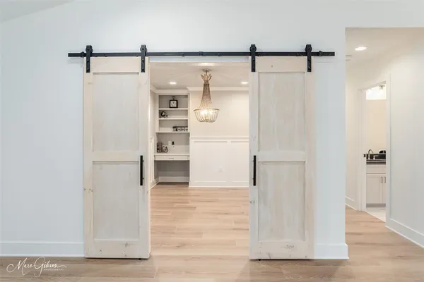 a view of a walk in closet