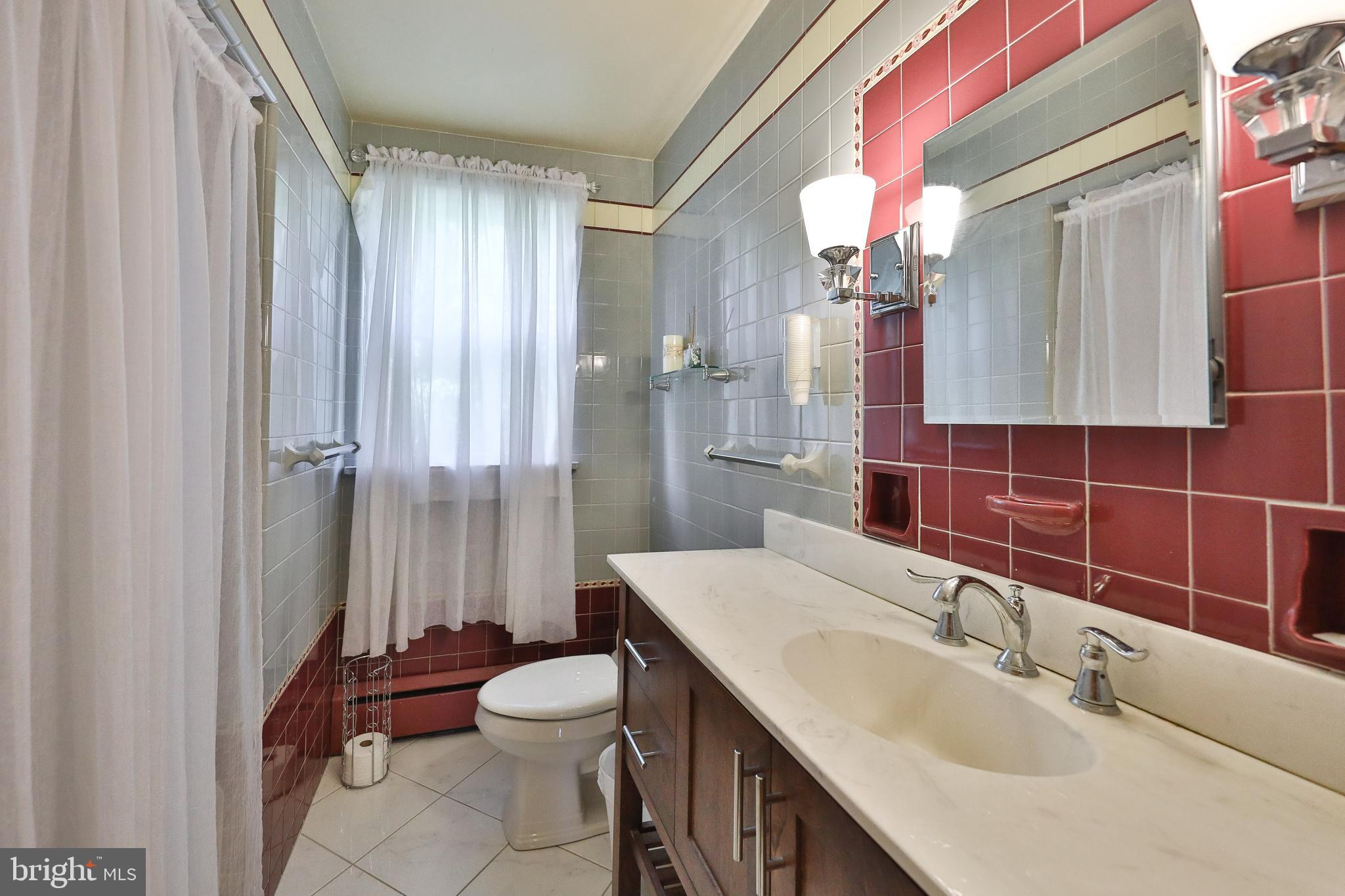 720 Camberly Road Glenside, PA 19038 - Photo 19 of 29 Cultured Marble Vanity, Tile Walls and Floor