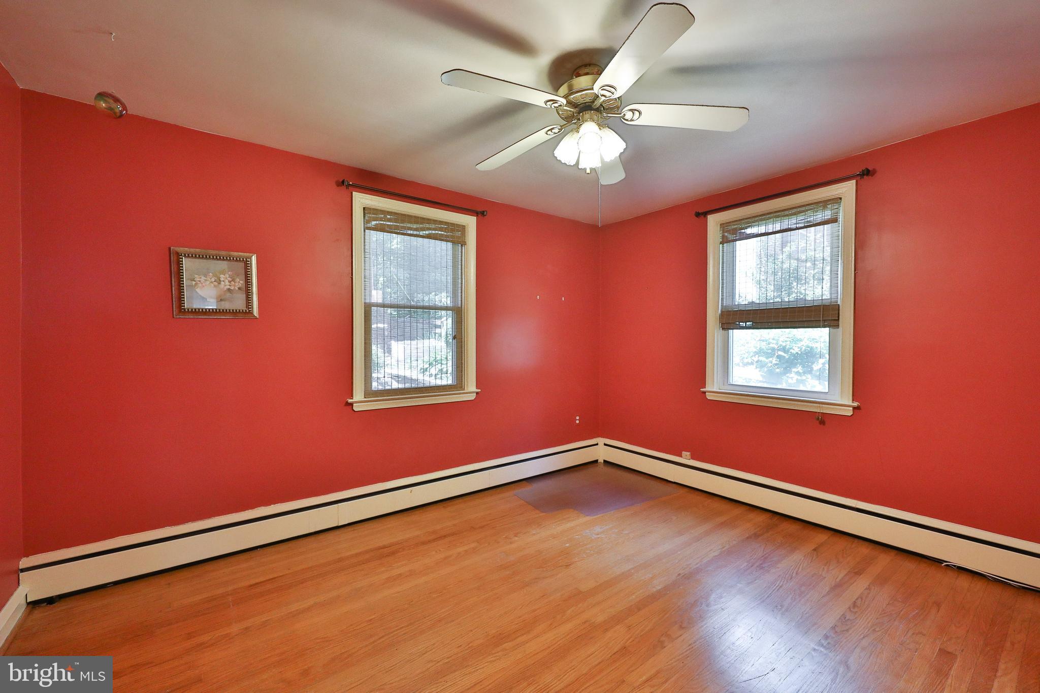 720 Camberly Road Glenside, PA 19038 - Photo 20 of 29 Bedroom, Hardwood Floor, Light Kit Fan