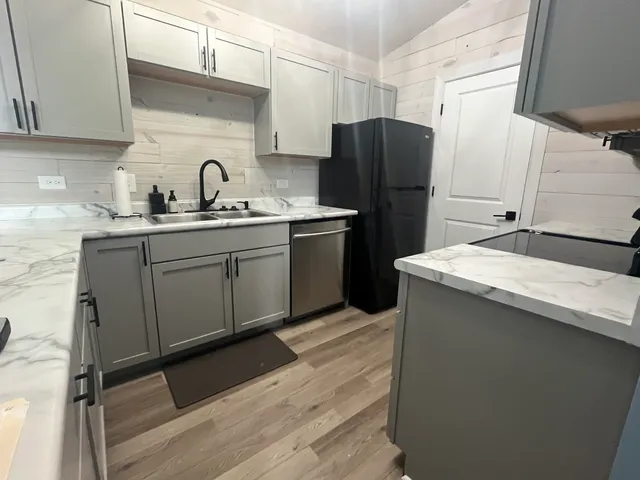 $1,600 | 1371 Cunat Court, Unit 2A, Lake In The Hills, IL 60156