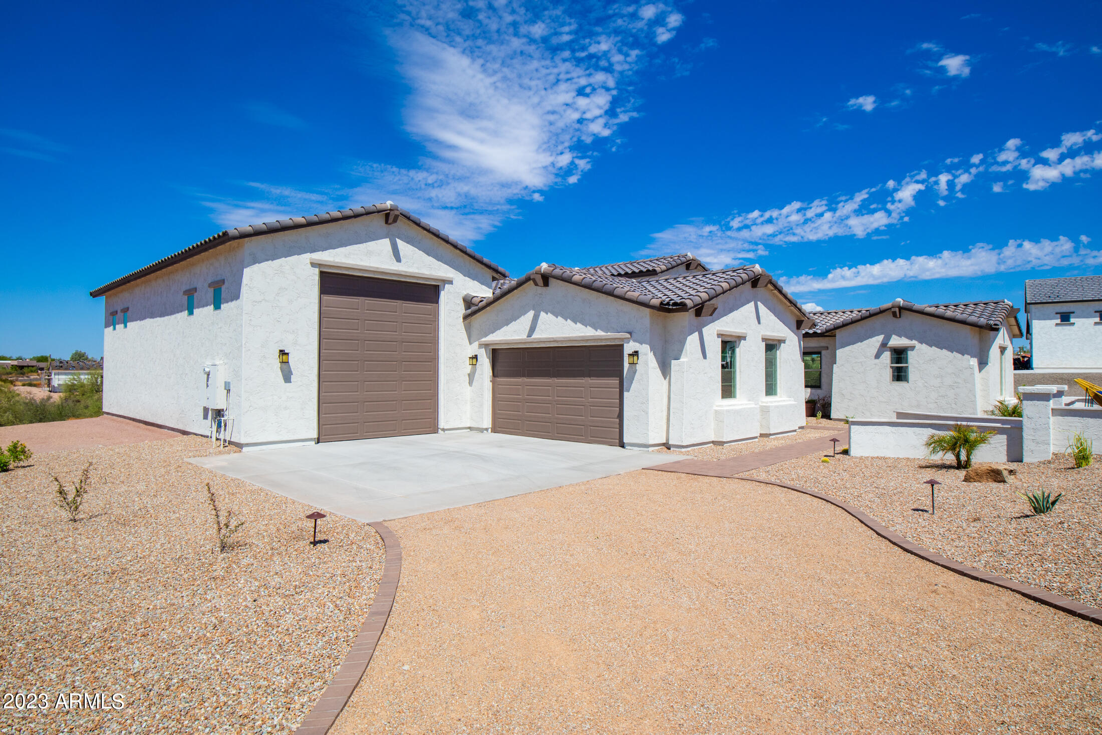 642 North Sun Road Apache Junction, AZ 85119 - Photo 2 of 43 642 N Sun Rd-4