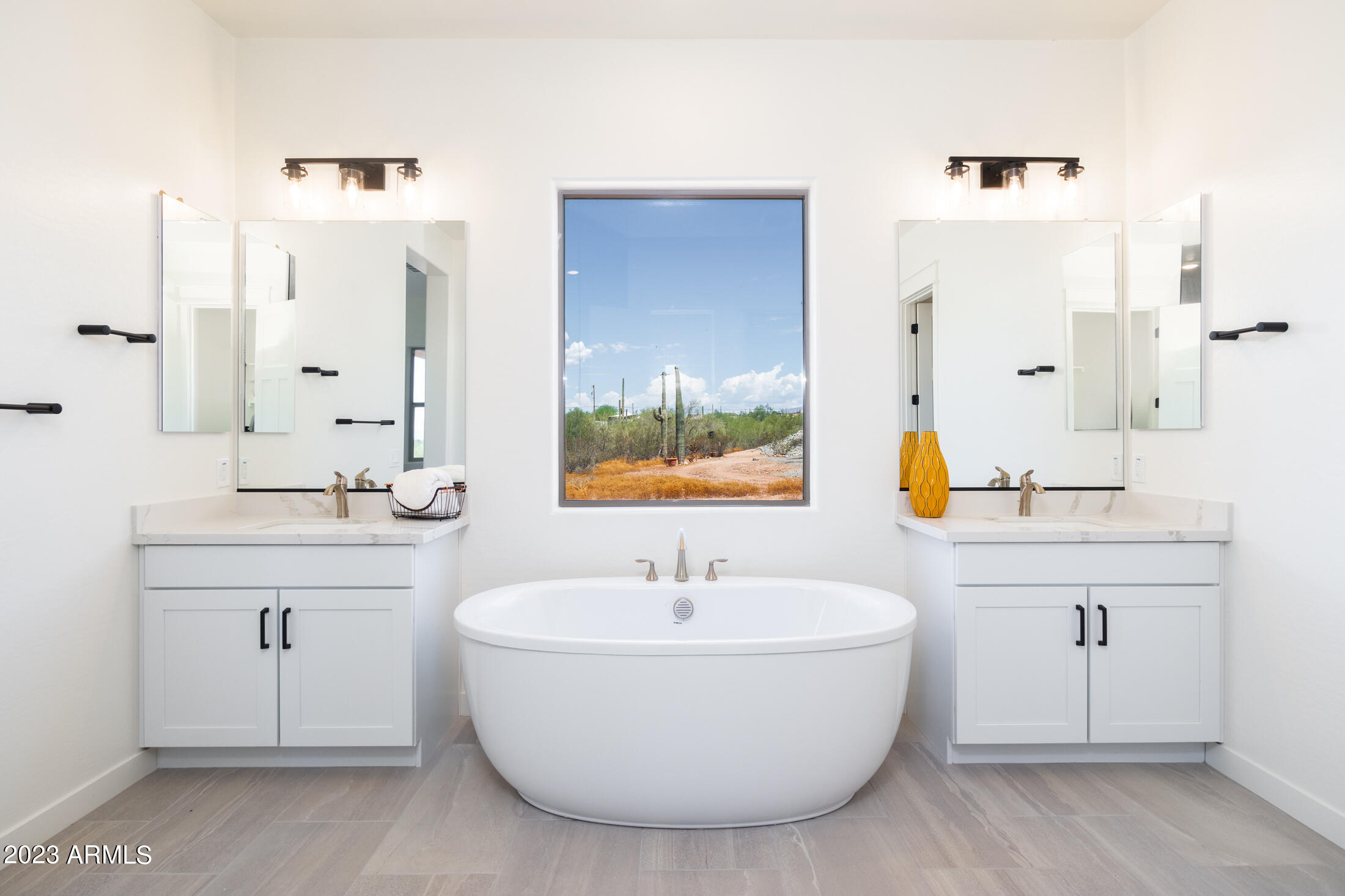 642 North Sun Road Apache Junction, AZ 85119 - Photo 5 of 43 642 N Sun Rd-28