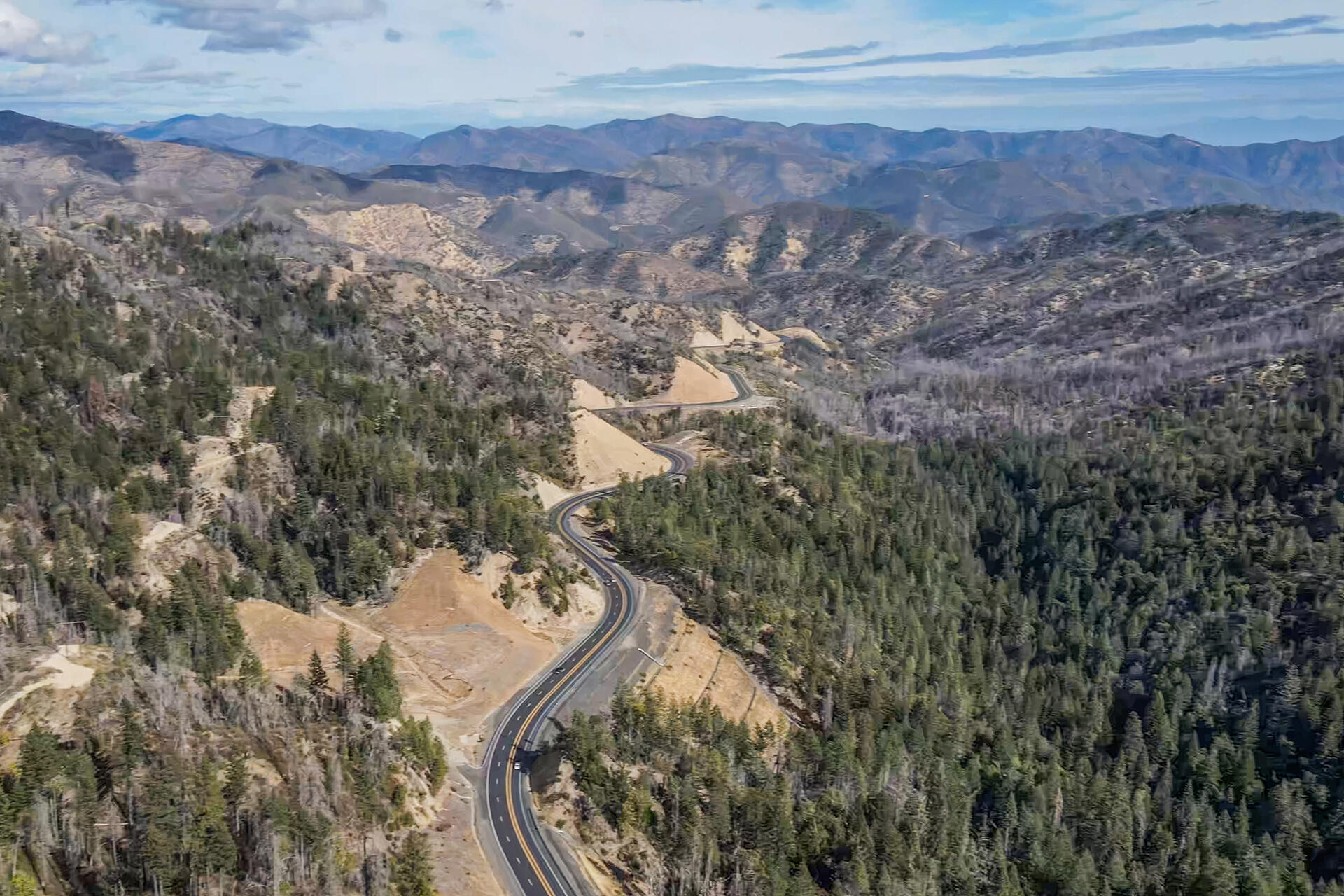 31 Ac Buckhorn Summit Lewiston, CA 96052 - Photo 5 of 26 a view of a backyard of a house