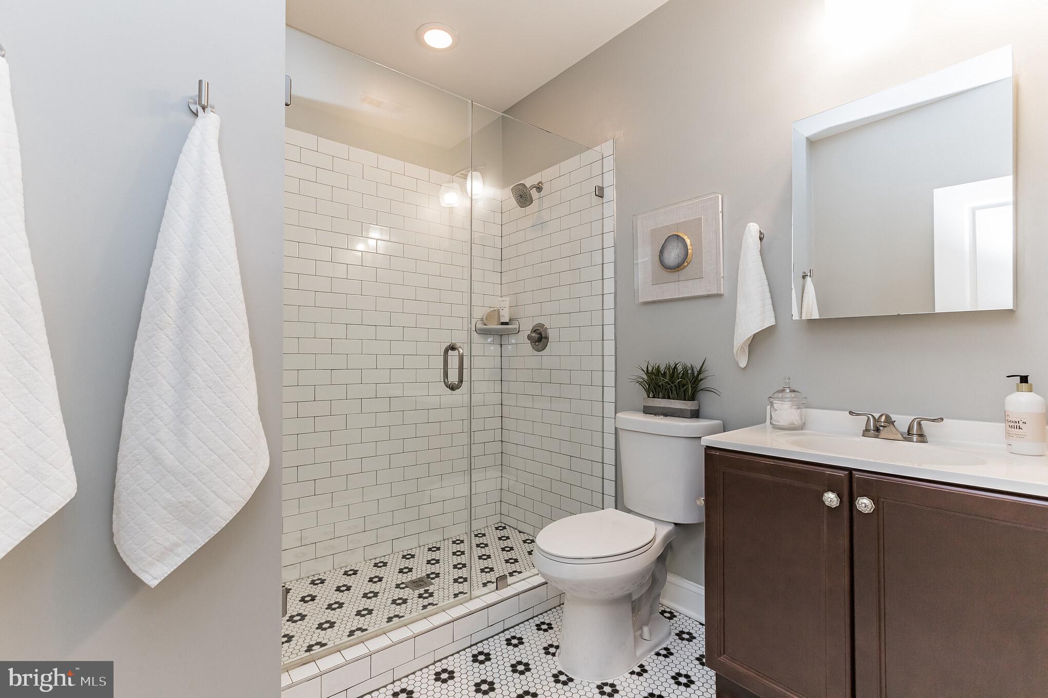 1018 13th Street Southeast, Unit 2 Washington, DC 20003 - Photo 22 of 31
