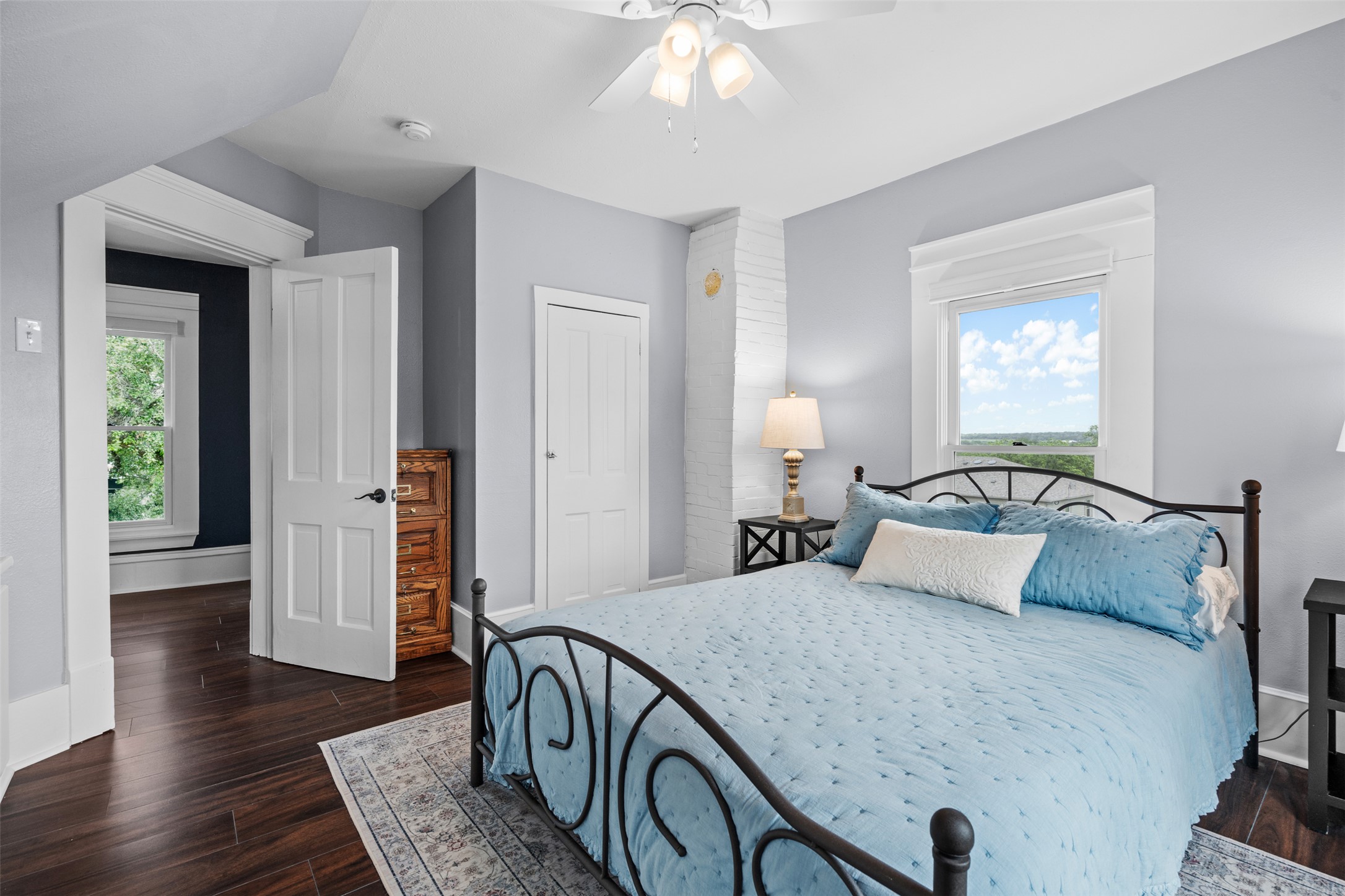508 Main Street Marble Falls, TX 78654 - Photo 14 of 30 Second floor bedroom