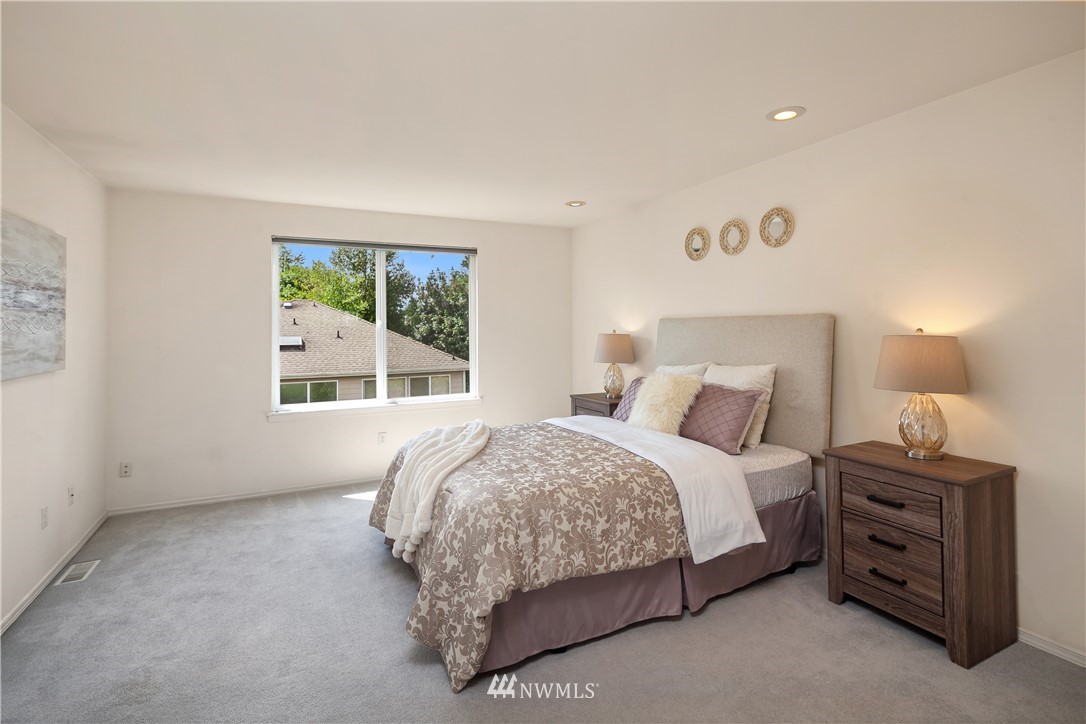 3607 Monterey Court Northeast Renton, WA 98056 - Photo 14 of 20 Gallery Image 14