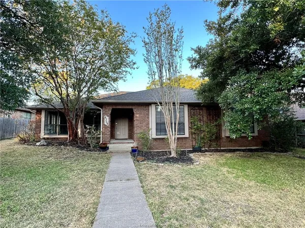 $2,150 | 8706 Sandstone Drive, College Station, TX 77845