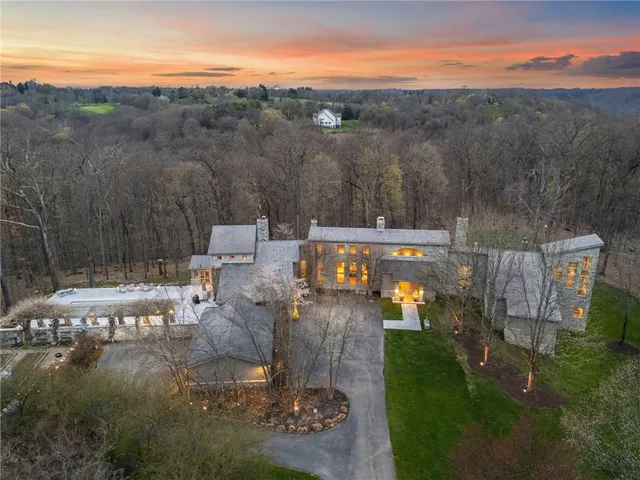$4,975,000 | 52 Timberhill Drive, Sewickley, PA 15143