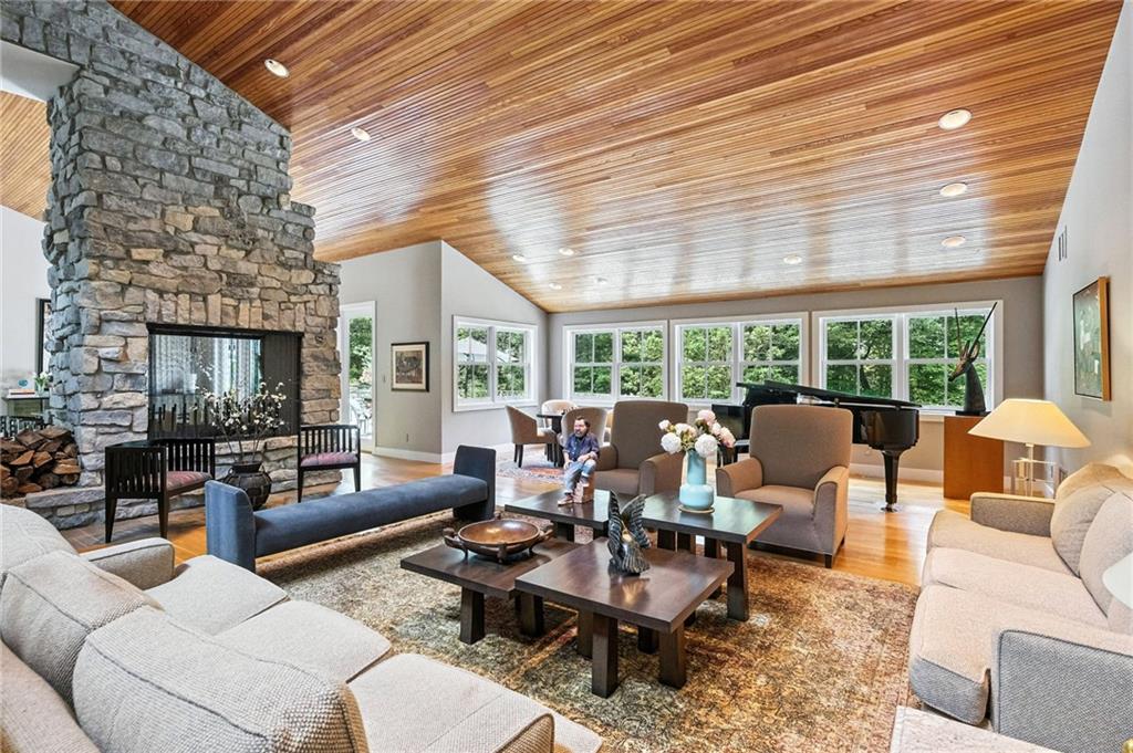 52 Timberhill Drive Sewickley, PA 15143 - Photo 9 of 46