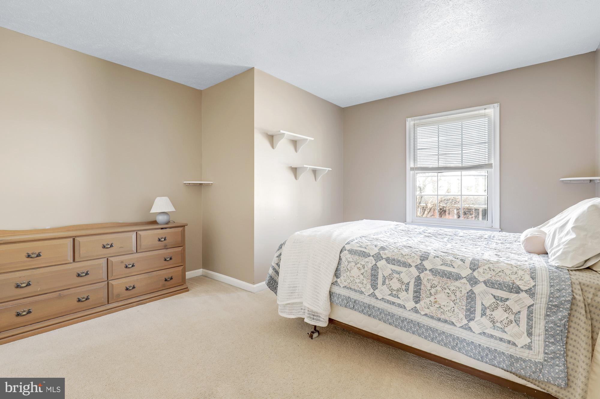 10424 Labrador Loop Manassas, VA 20112 - Photo 43 of 57 Gallery Image 43